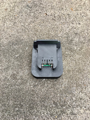 Dewalt 18v battery adaptor to Milwaukee tools