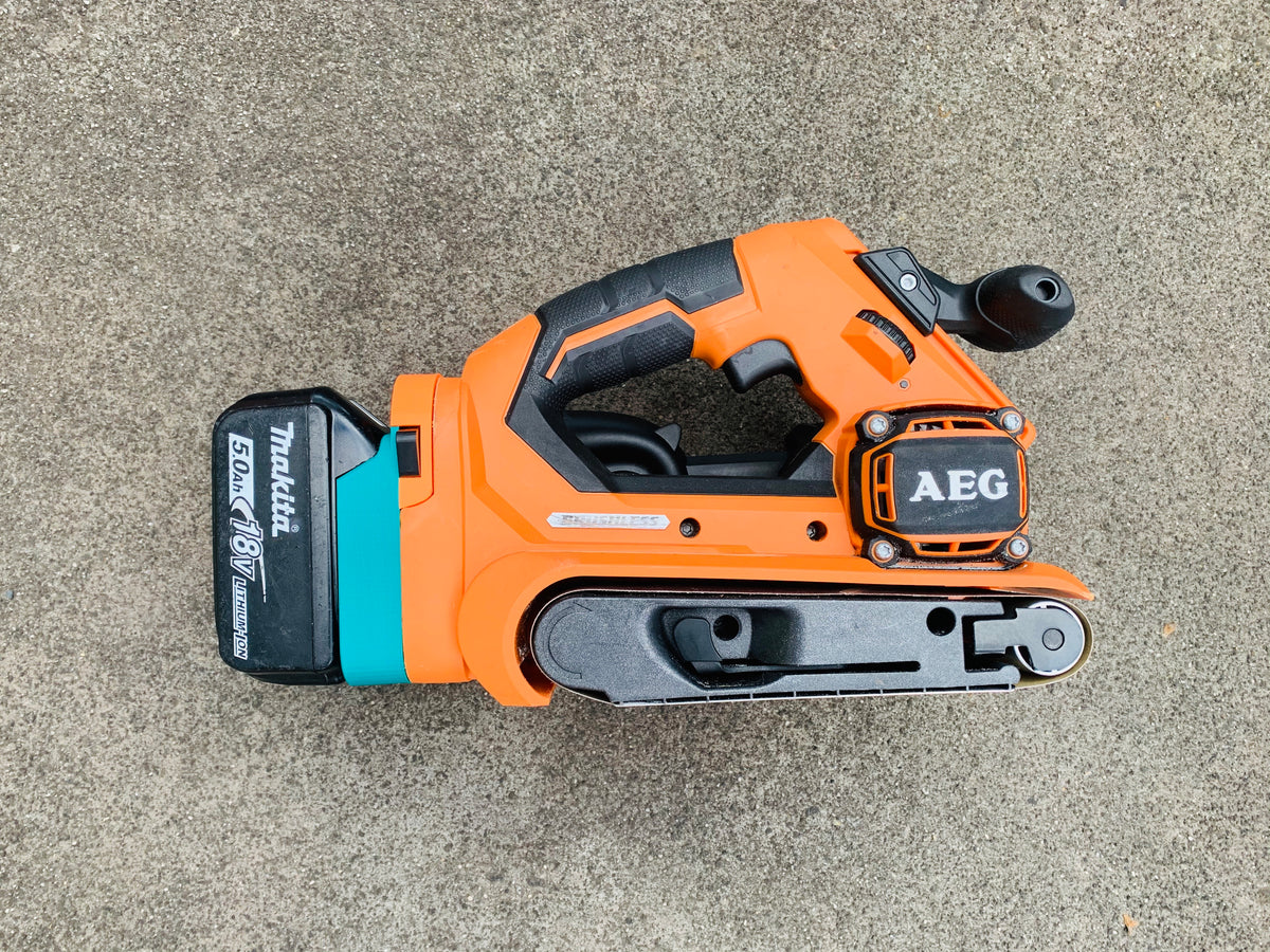 Makita 18v battery adaptor to AEG Rigid tools Your ToolBox