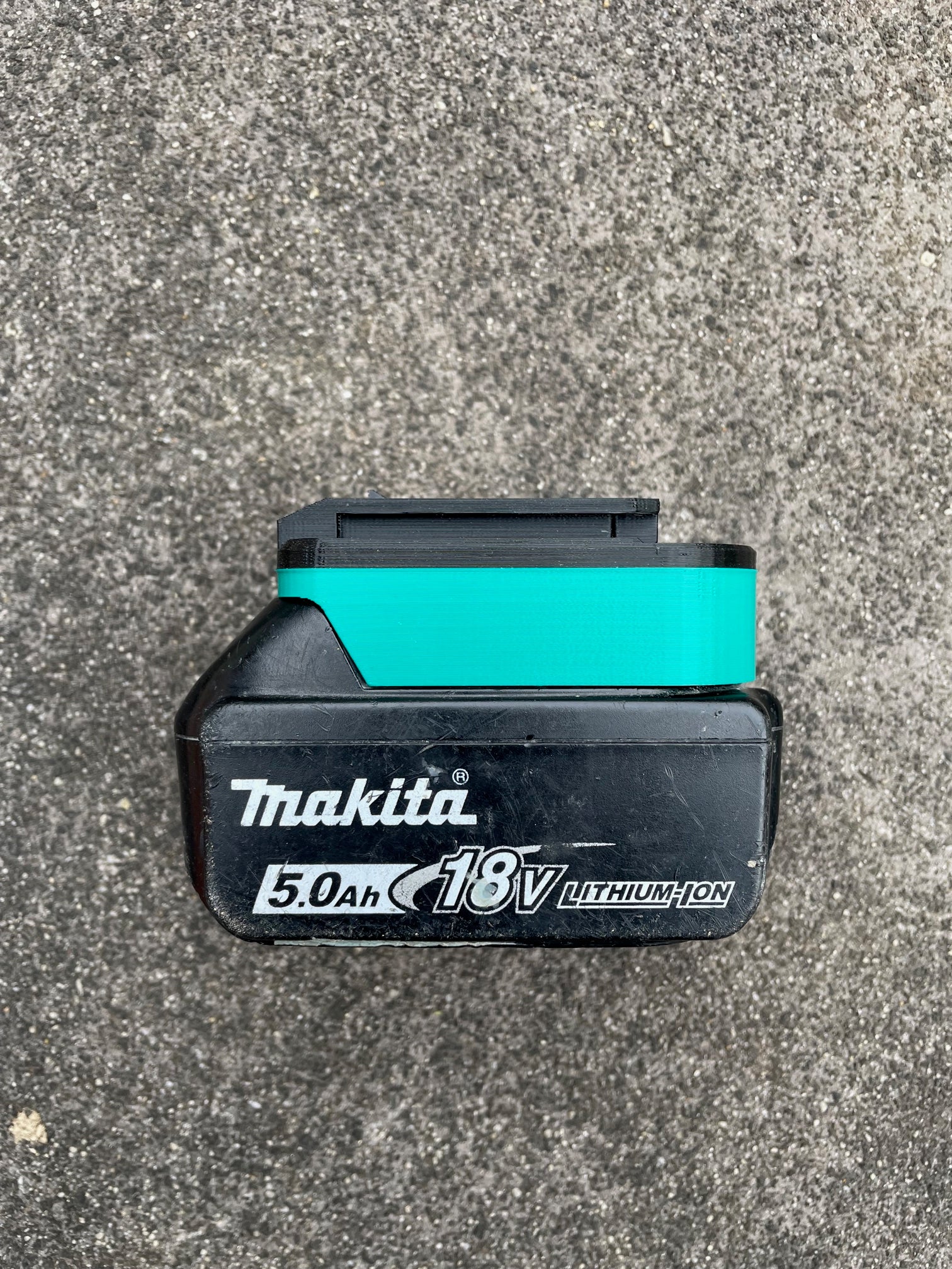 Makita 18v battery adaptor to Ozito tools