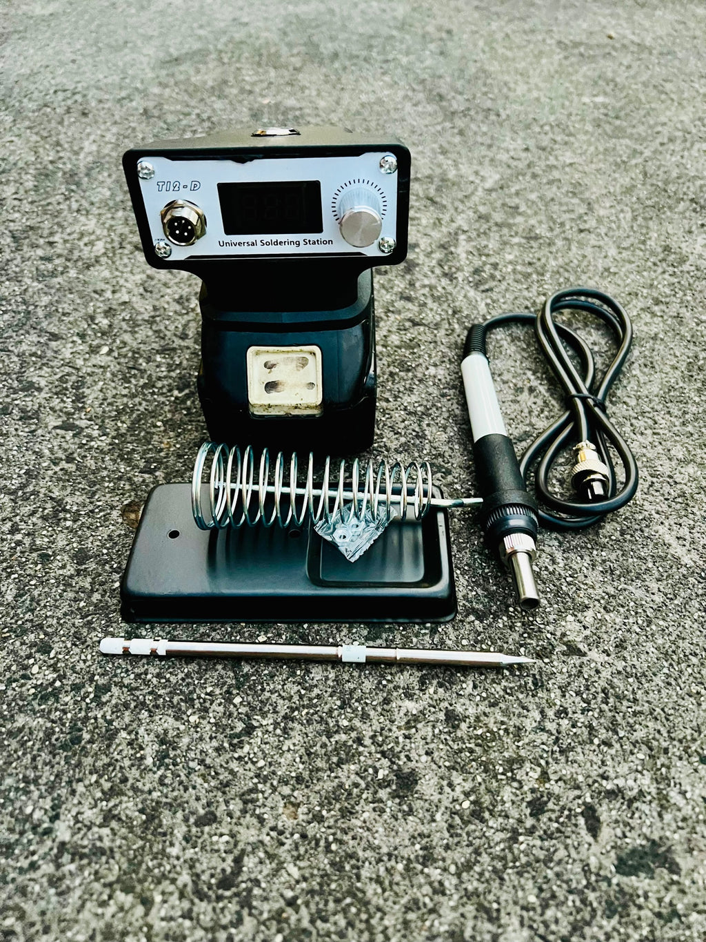 Basic model t12 soldering station kit for Makita/Dewalt/Milwaukee