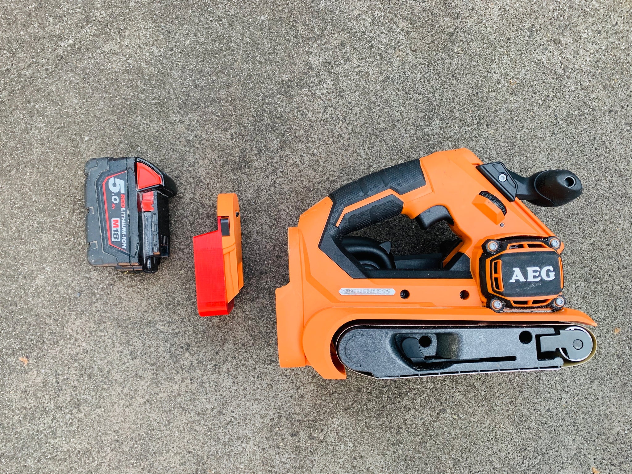 Milwaukee 18v battery adaptor to AEG tools Your ToolBox