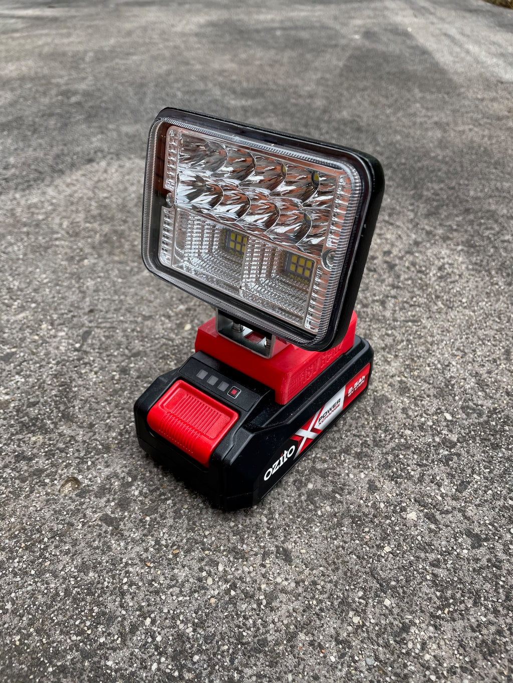 Ozito custom made 18V LED light, 2nd generation