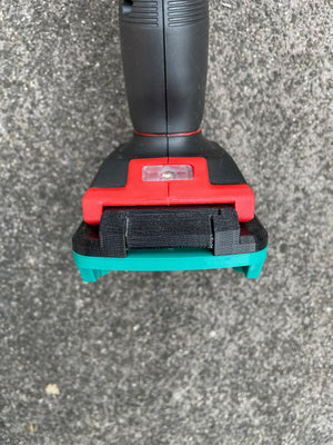 Makita 18v battery adaptor to Ozito tools