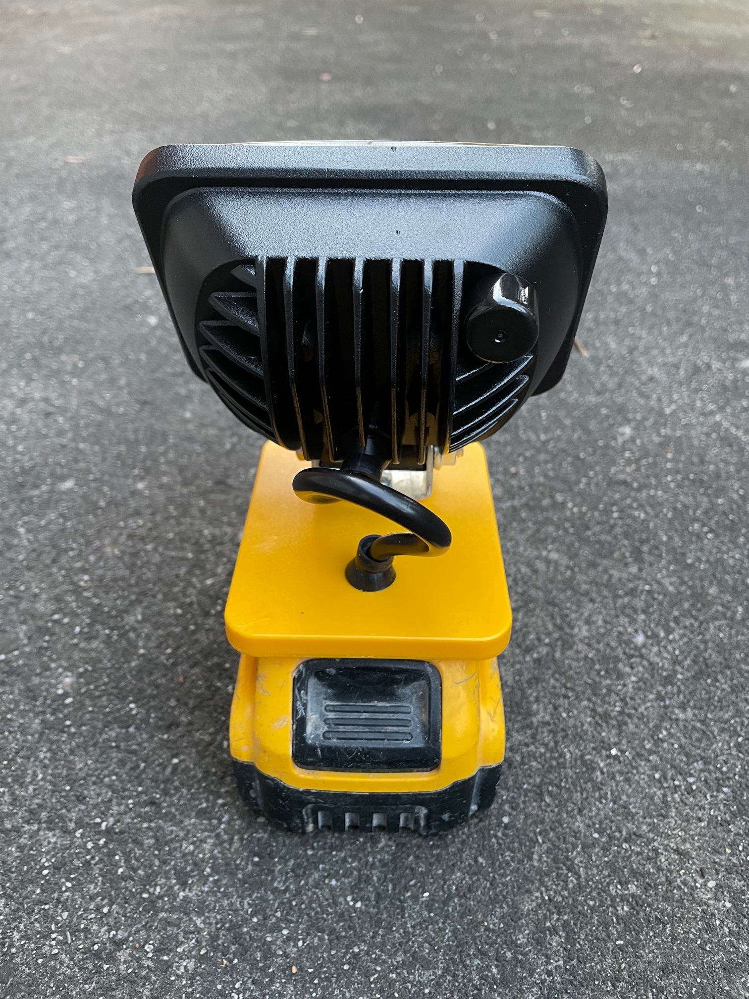 Dewalt 18V LED light, 2nd generation