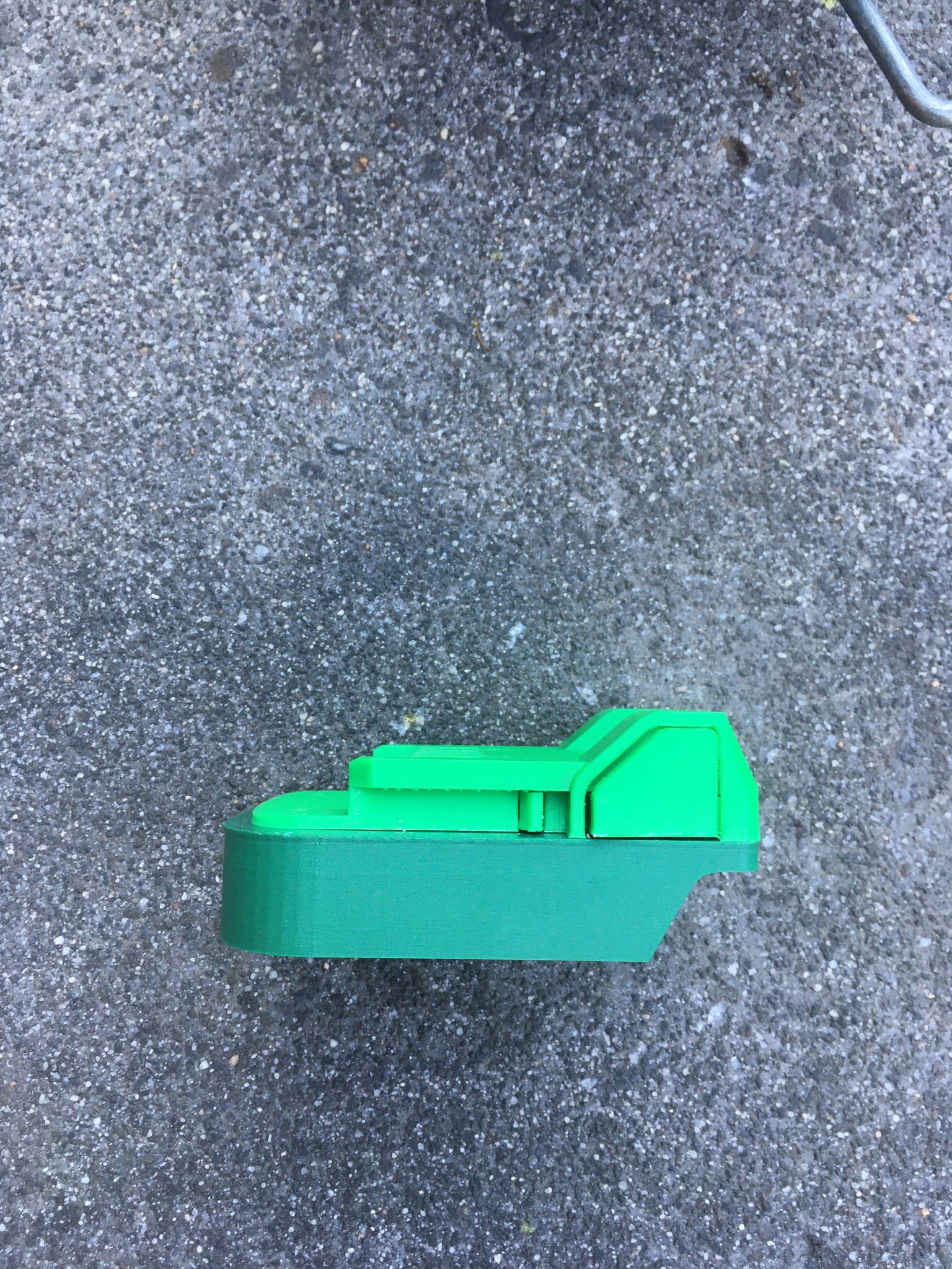 Makita 18v Battery adaptor to Hitachi / Hikoki Tools