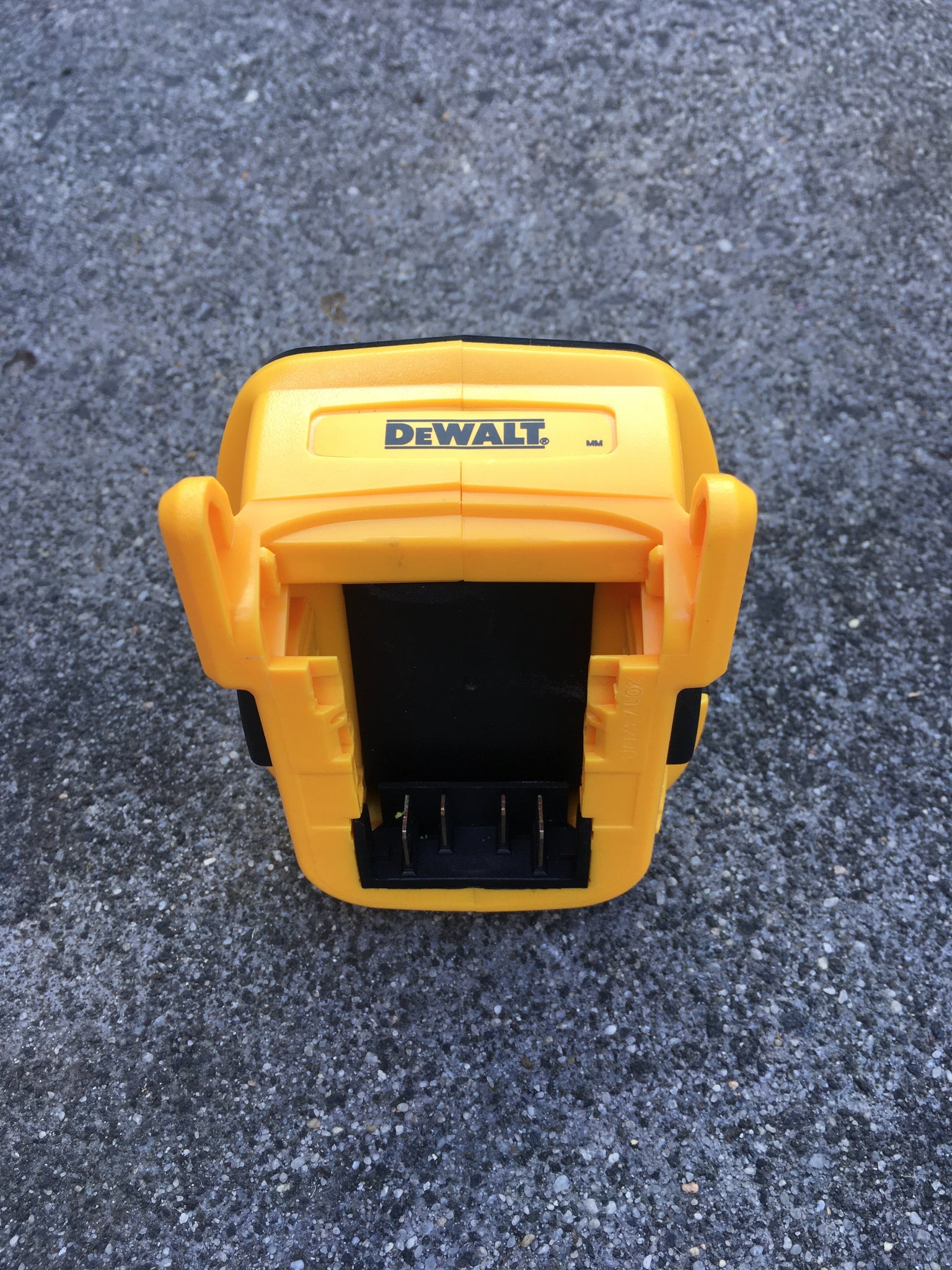 special order 2x Dewalt 18v slide on to post style battery convertor, adaptor, XR to XRP range