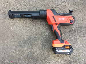 AEG 18v battery adaptor to Milwaukee M18 tools