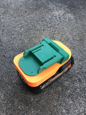 AEG 18v battery adaptor to Makita LXT tools